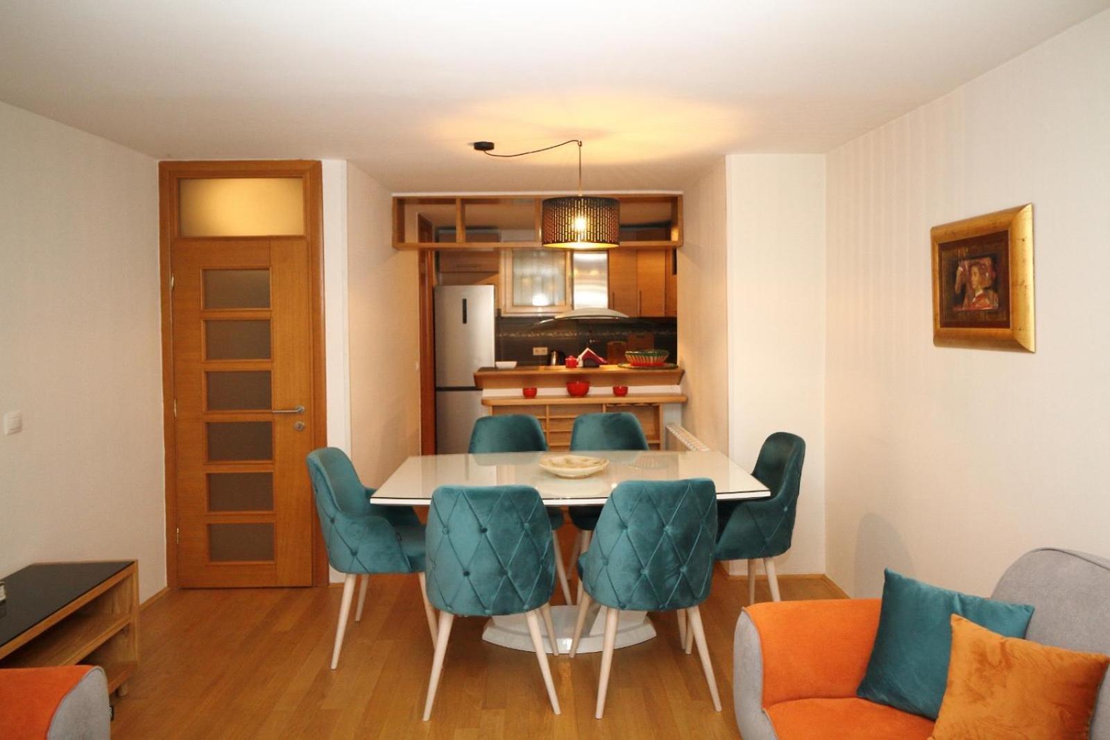 Franca A2-Parking Garage Apartment Sarajevo Luaran gambar