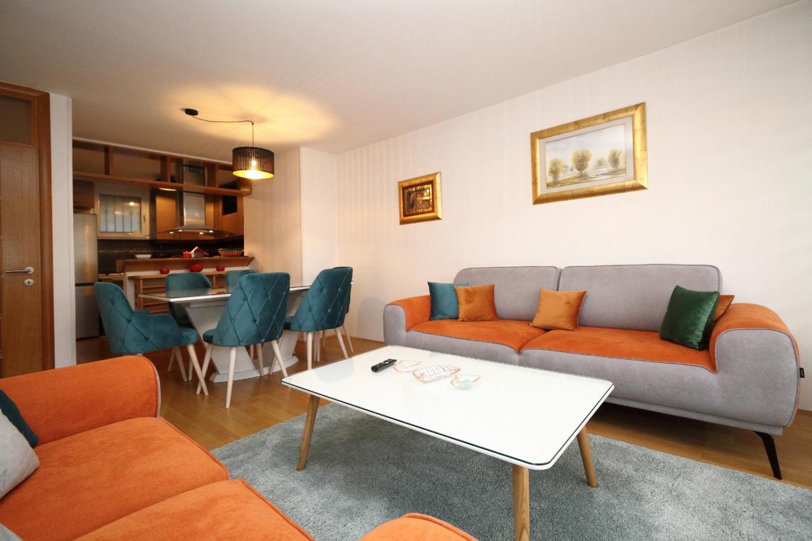Franca A2-Parking Garage Apartment Sarajevo Luaran gambar