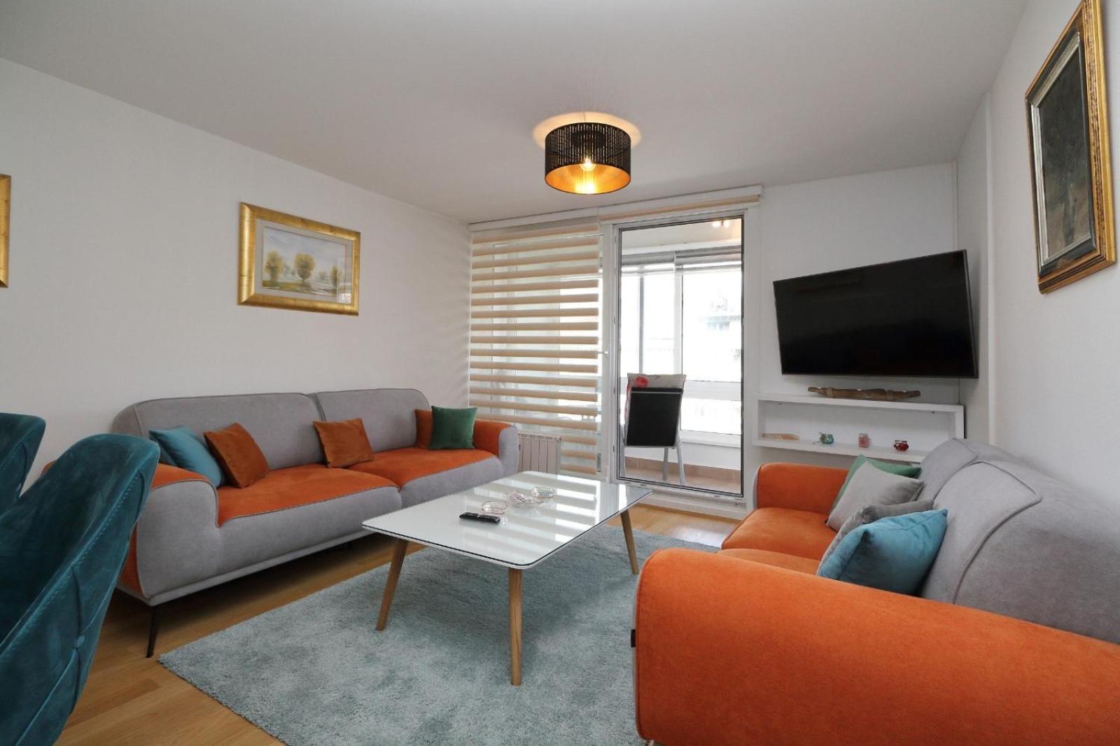 Franca A2-Parking Garage Apartment Sarajevo Luaran gambar